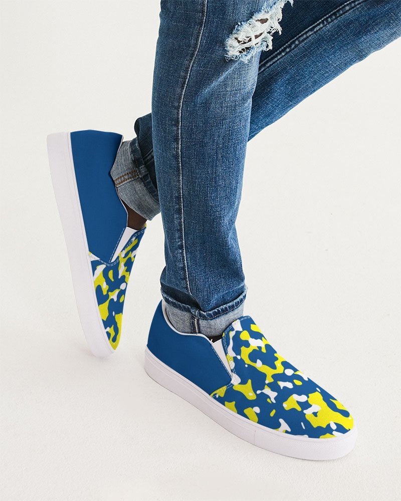 Curacao Flag Camo Men's Slip-On Canvas Shoe - Conscious Apparel Store