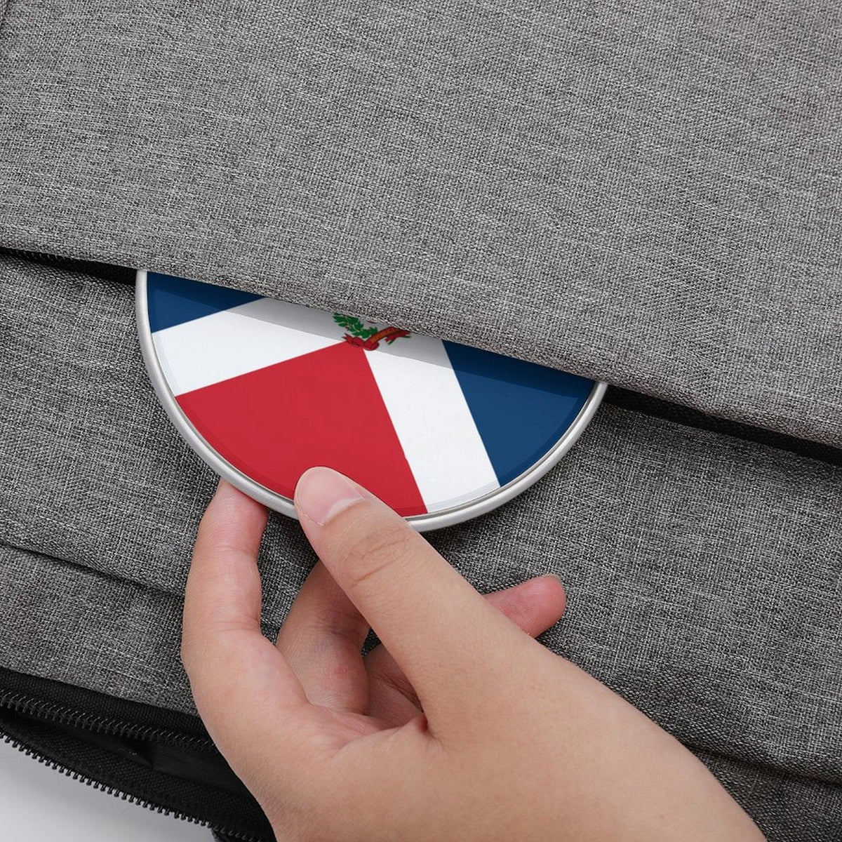 Dominican Republic Flag Wireless Charging Pad - Conscious Apparel Store