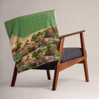 Egyptian Pyramids Hieroglyphics Throw Blanket (Green) - Conscious Apparel Store