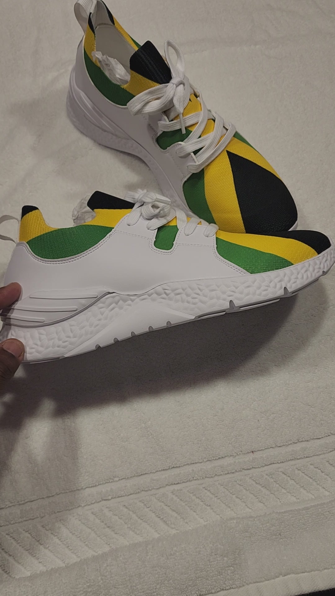 Jamaica Flag Men's Two-Tone Sneaker