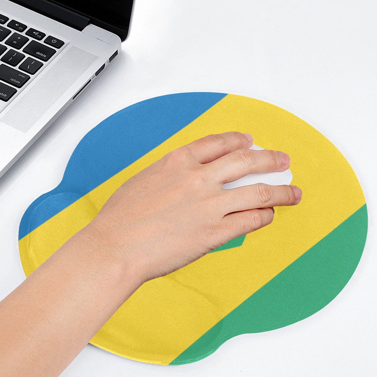 St Vincent Flag Mouse Pad with Wrist Rest Support - Conscious Apparel Store